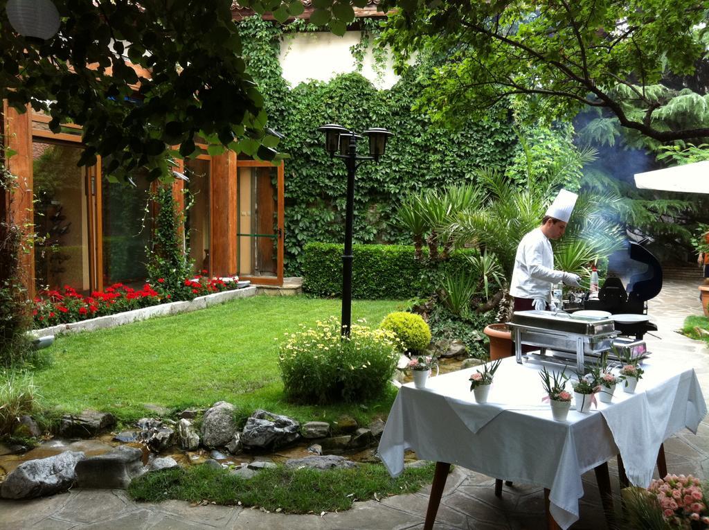 Готель Bozukova House Sliven Екстер'єр фото